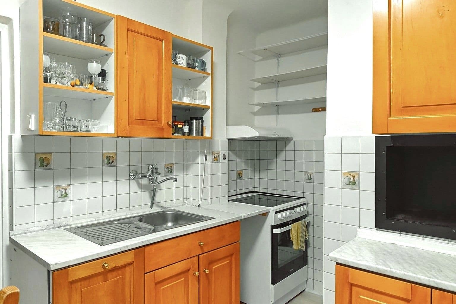 Pronájem domu 130 m², pozemek 296 m², Pod Mlýnkem, Praha, Praha Pronájem domu 130 m², pozemek 296 m², Pod Mlýnkem, Praha, Praha