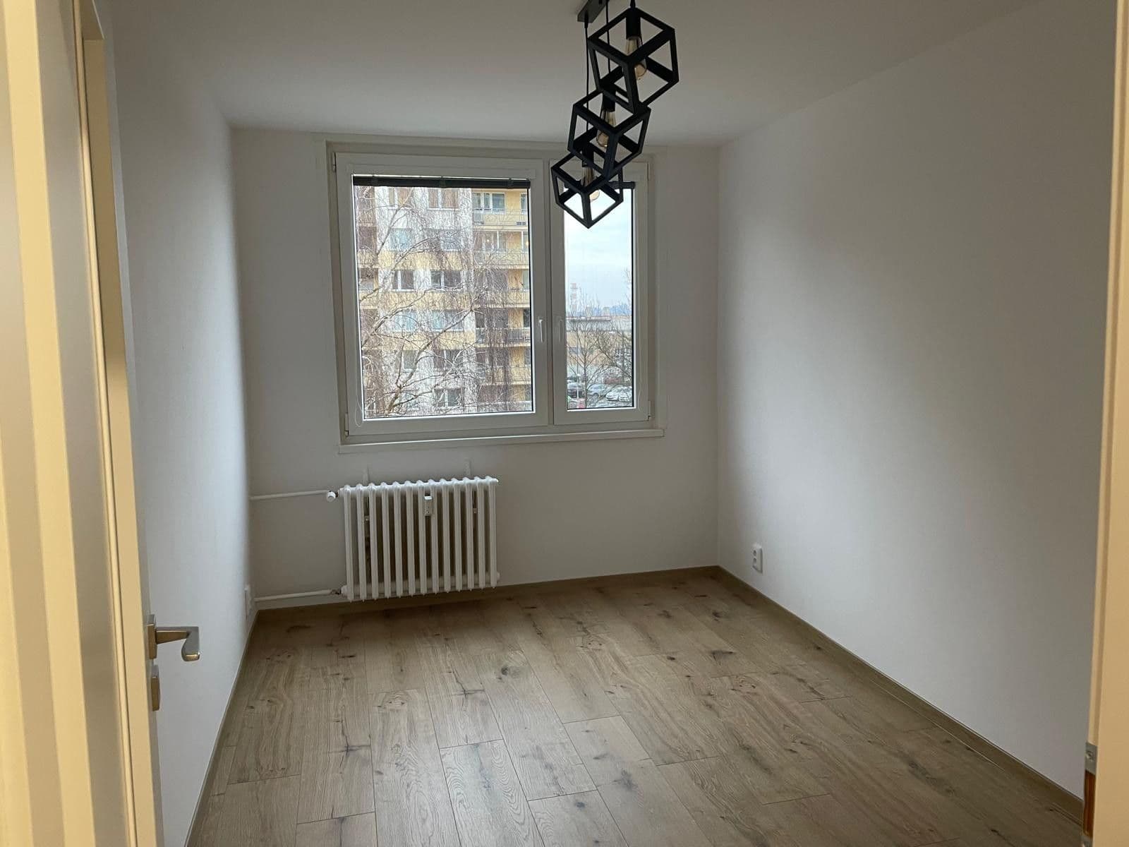 Pronájem bytu 2+1 43 m², Ciolkovského, Praha, Praha Pronájem bytu 2+1 43 m², Ciolkovského, Praha, Praha
