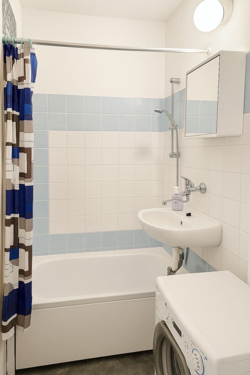 Pronájem bytu 1+kk 27 m², Horská, Tanvald, Liberecký kraj Pronájem bytu 1+kk 27 m², Horská, Tanvald, Liberecký kraj