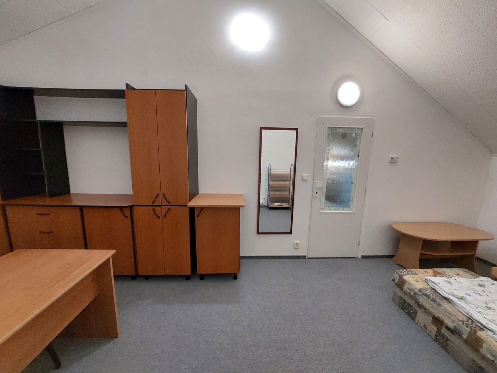 Pronájem bytu 2+kk 20 m², Prostřední, Plzeň, Plzeňský kraj Pronájem bytu 2+kk 20 m², Prostřední, Plzeň, Plzeňský kraj