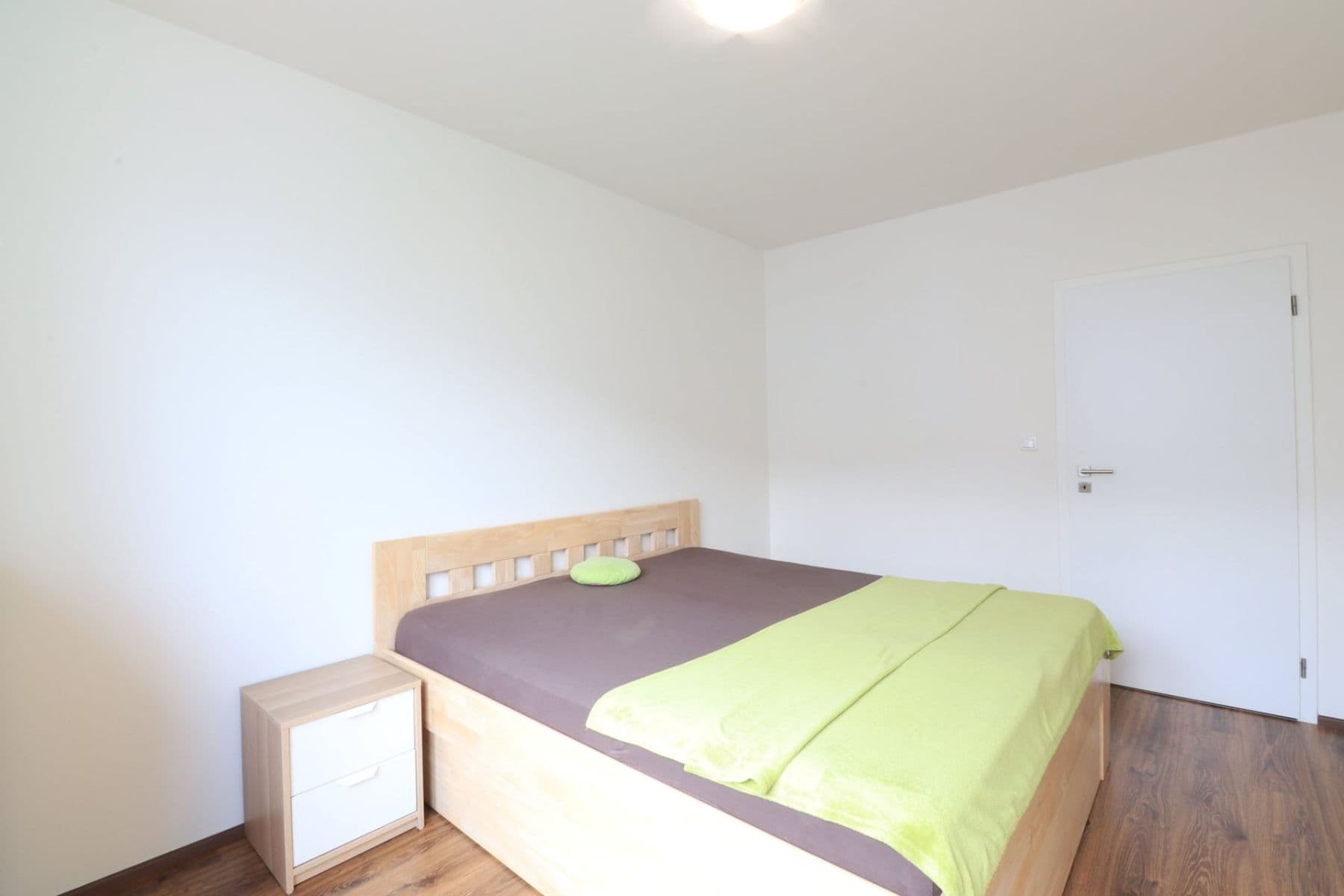 Pronájem bytu 2+kk 50 m², U Hostavického potoka, Praha, Praha Pronájem bytu 2+kk 50 m², U Hostavického potoka, Praha, Praha