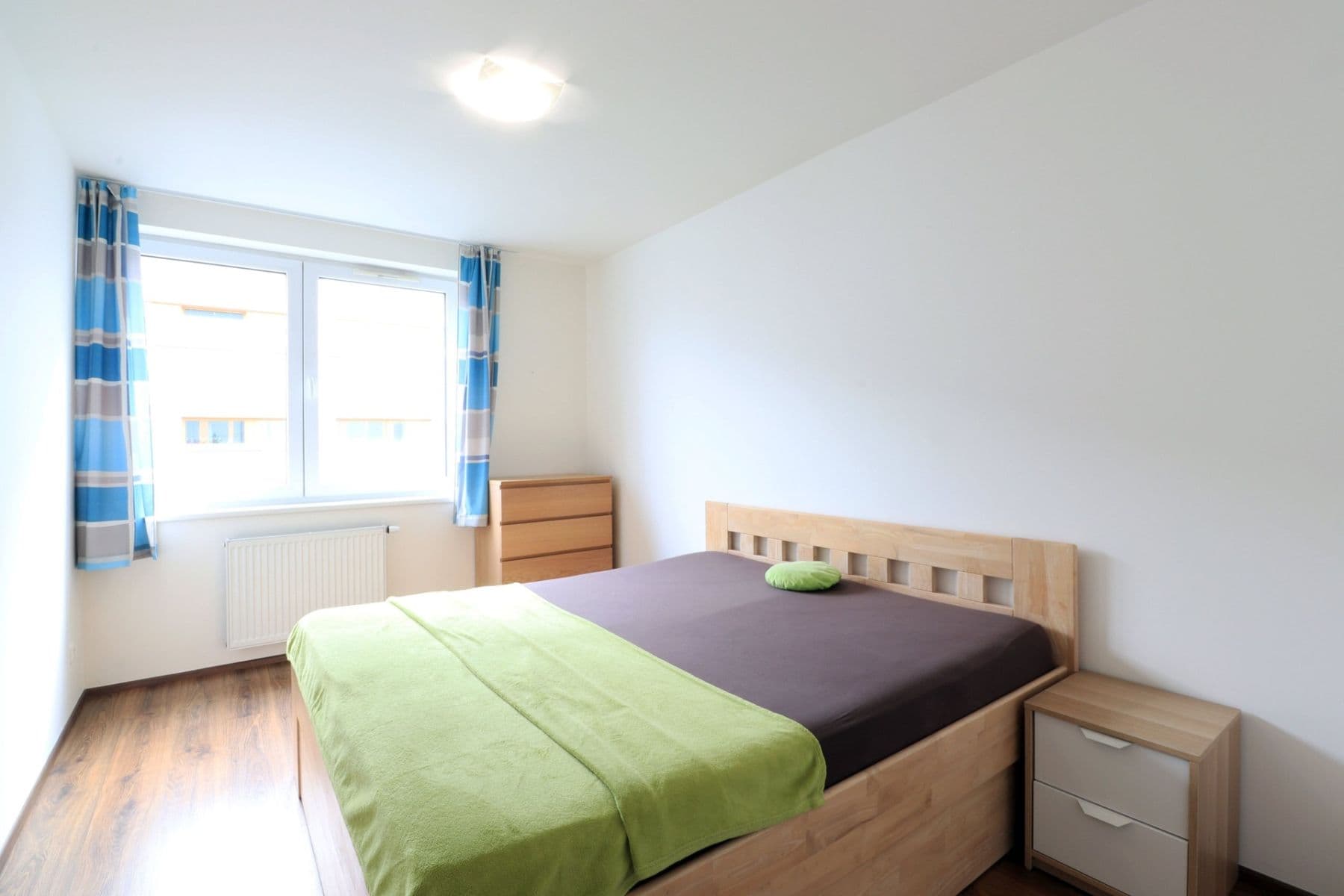 Pronájem bytu 2+kk 50 m², U Hostavického potoka, Praha, Praha Pronájem bytu 2+kk 50 m², U Hostavického potoka, Praha, Praha