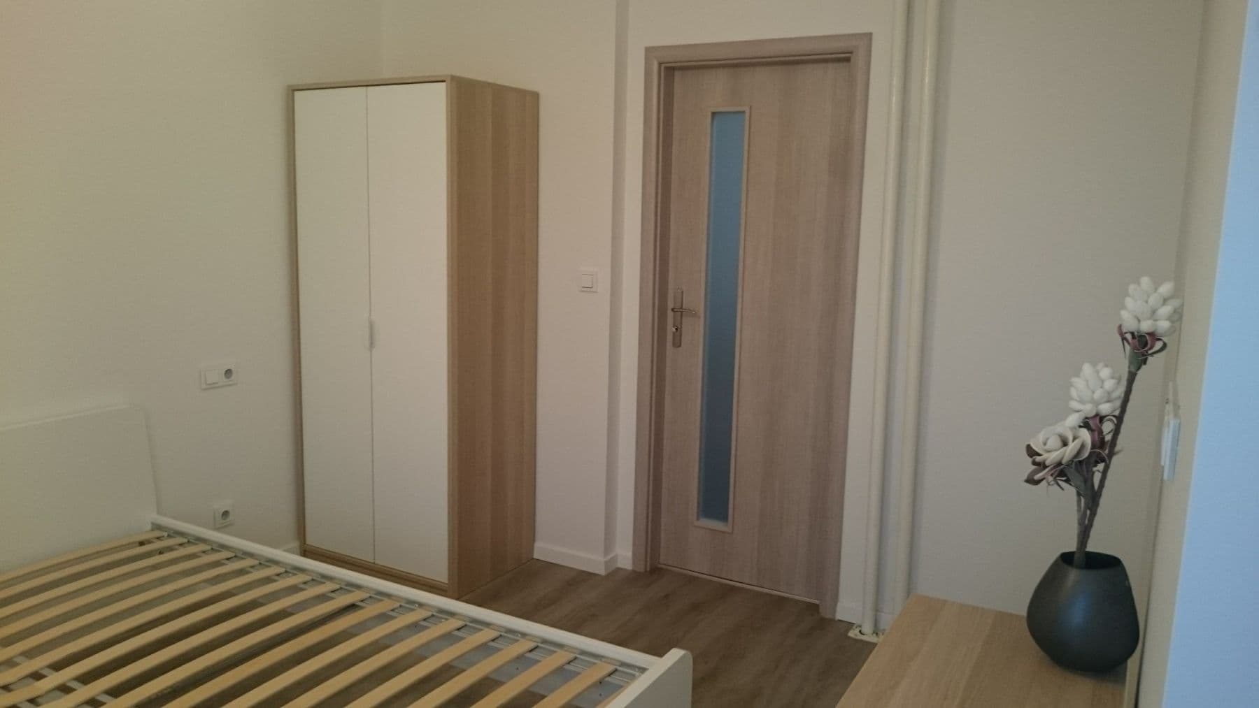 Pronájem bytu 2+kk 54 m², Pod Lipami, Praha, Praha Pronájem bytu 2+kk 54 m², Pod Lipami, Praha, Praha
