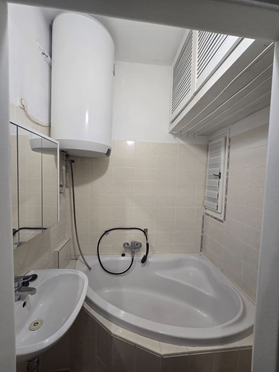 Pronájem bytu 2+1 41 m², Jana Želivského, Praha, Praha Pronájem bytu 2+1 41 m², Jana Želivského, Praha, Praha