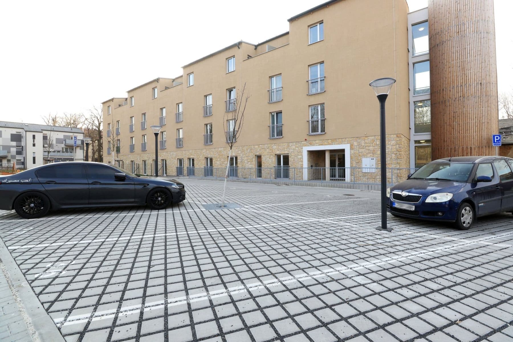 Pronájem bytu 1+kk 22 m², V Kněžívce, Tuchoměřice, Středočeský kraj Pronájem bytu 1+kk 22 m², V Kněžívce, Tuchoměřice, Středočeský kraj