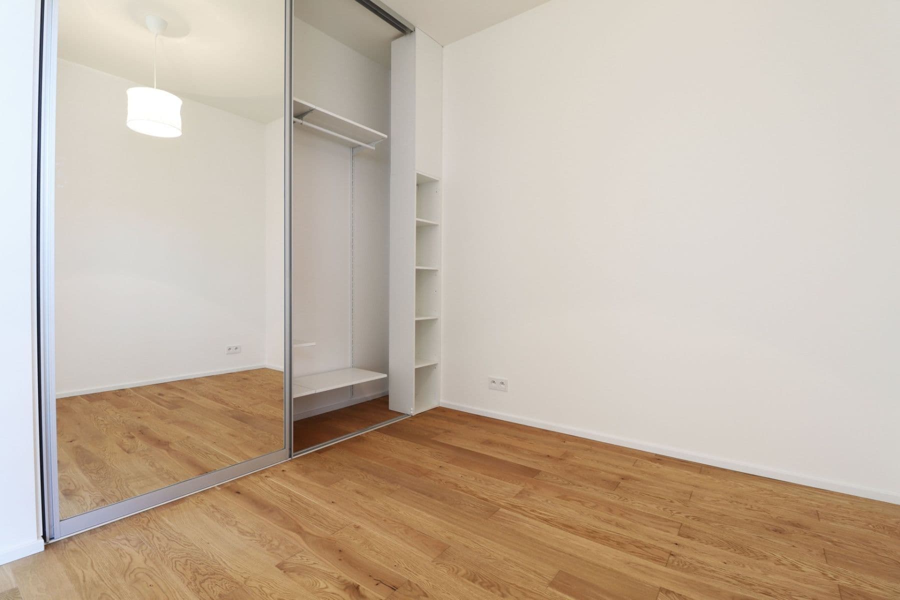 Pronájem bytu 1+kk 35 m², U průhonu, Praha, Praha Pronájem bytu 1+kk 35 m², U průhonu, Praha, Praha