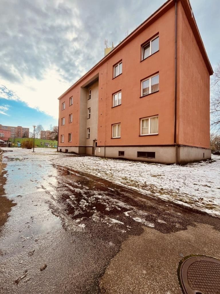 Prodej bytu 1+1 40 m², Garážní, Ostrava, Moravskoslezský kraj Prodej bytu 1+1 40 m², Garážní, Ostrava, Moravskoslezský kraj