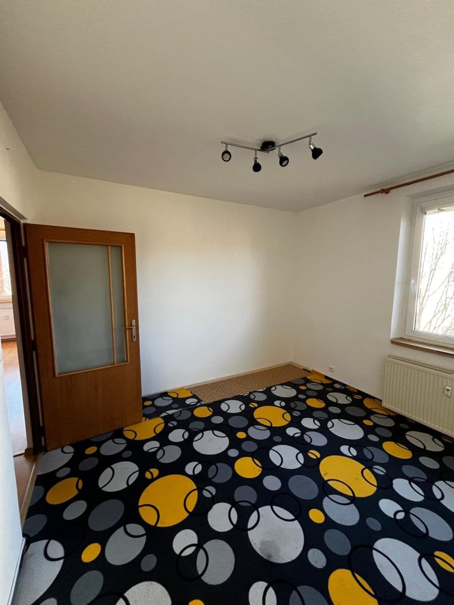 Pronájem bytu 3+1 74 m², Družba, Brumov-Bylnice, Zlínský kraj Pronájem bytu 3+1 74 m², Družba, Brumov-Bylnice, Zlínský kraj