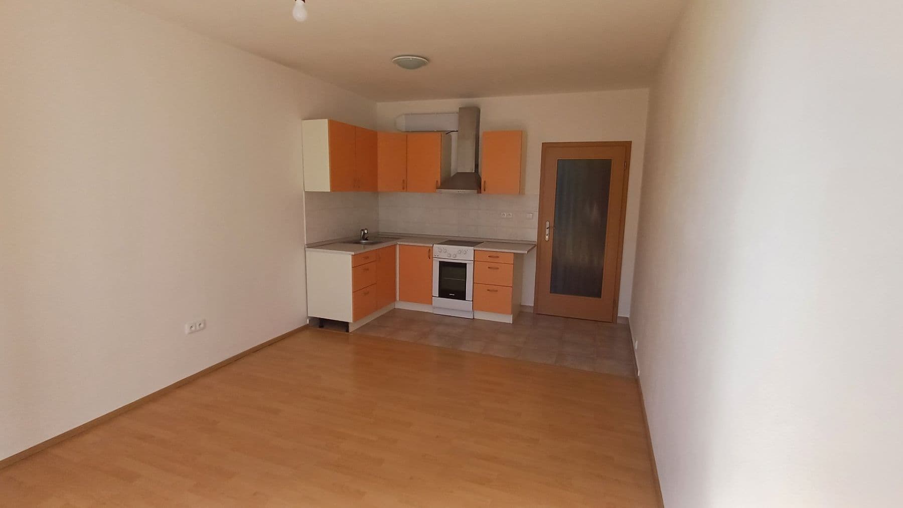 Pronájem bytu 2+kk 60 m², Na Honech I, Zlín, Zlínský kraj Pronájem bytu 2+kk 60 m², Na Honech I, Zlín, Zlínský kraj