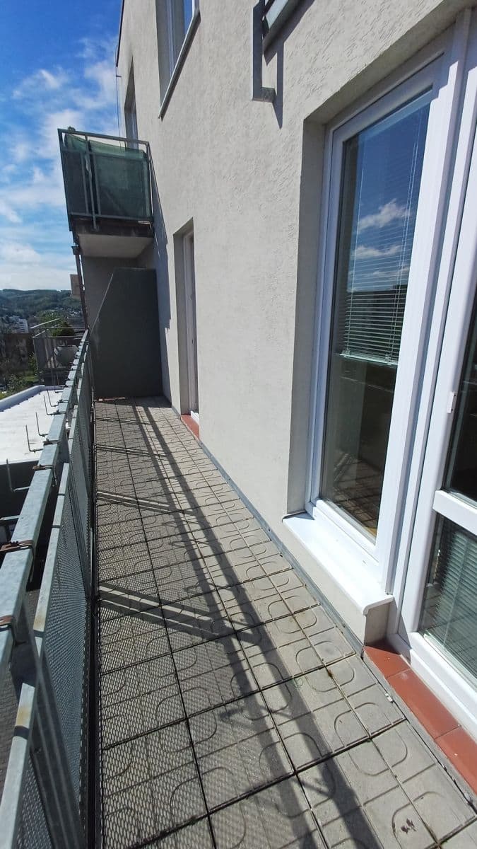 Pronájem bytu 2+kk 60 m², Na Honech I, Zlín, Zlínský kraj Pronájem bytu 2+kk 60 m², Na Honech I, Zlín, Zlínský kraj