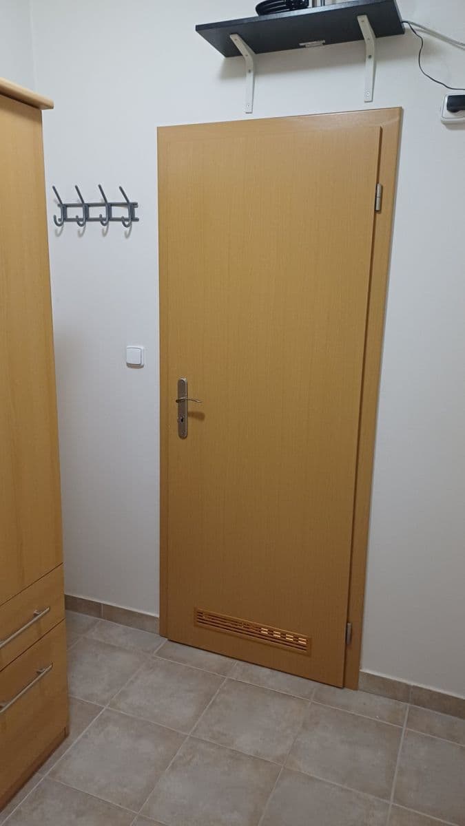 Pronájem bytu 2+kk 60 m², Na Honech I, Zlín, Zlínský kraj Pronájem bytu 2+kk 60 m², Na Honech I, Zlín, Zlínský kraj