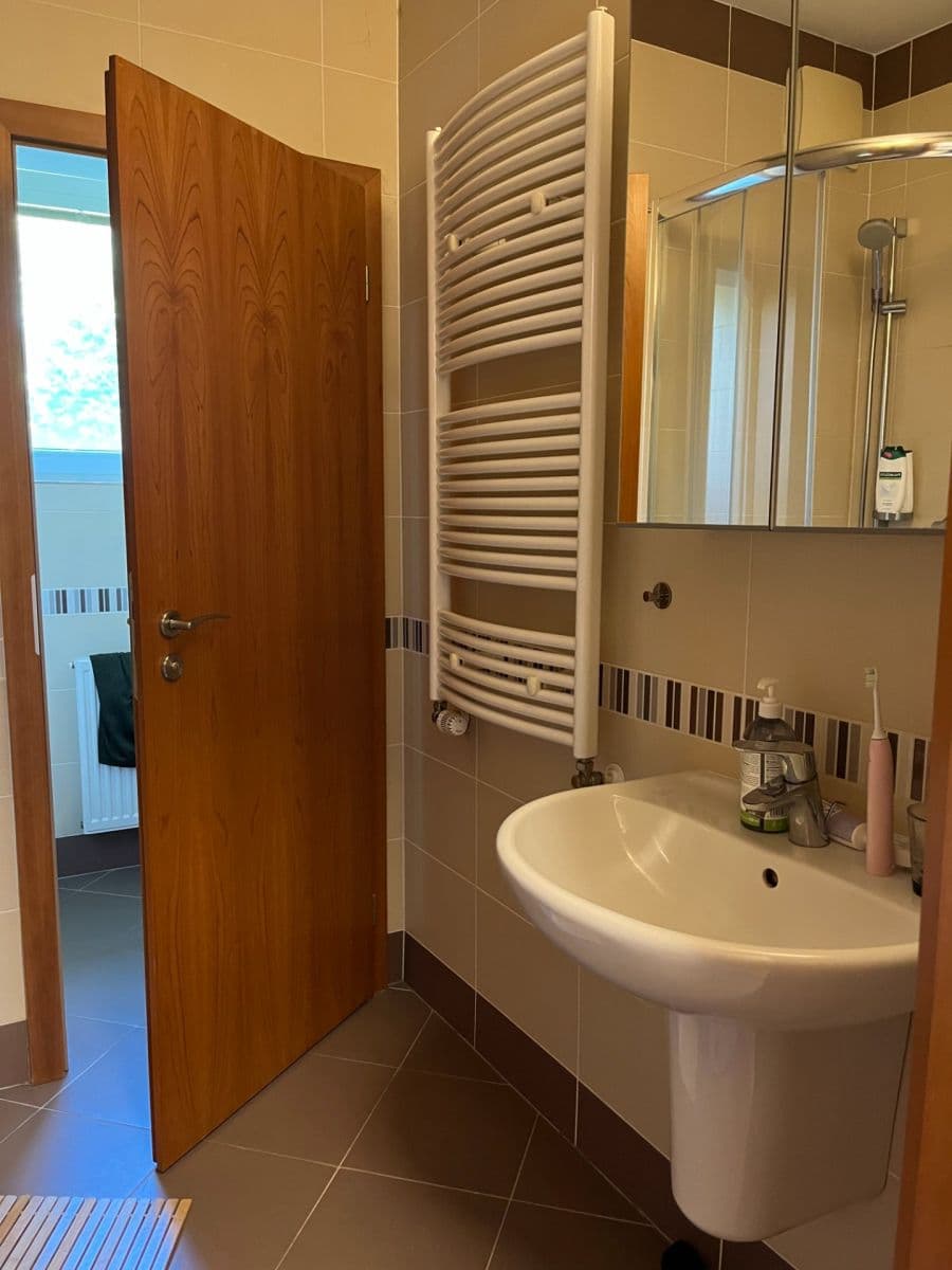 Pronájem bytu 1+kk 32 m², Nademlejnská, Praha, Praha Pronájem bytu 1+kk 32 m², Nademlejnská, Praha, Praha