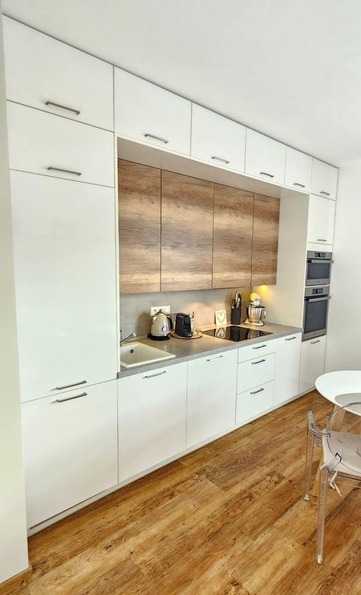 Prodej bytu 1+kk 37 m², Štanderova, Praha, Praha Prodej bytu 1+kk 37 m², Štanderova, Praha, Praha