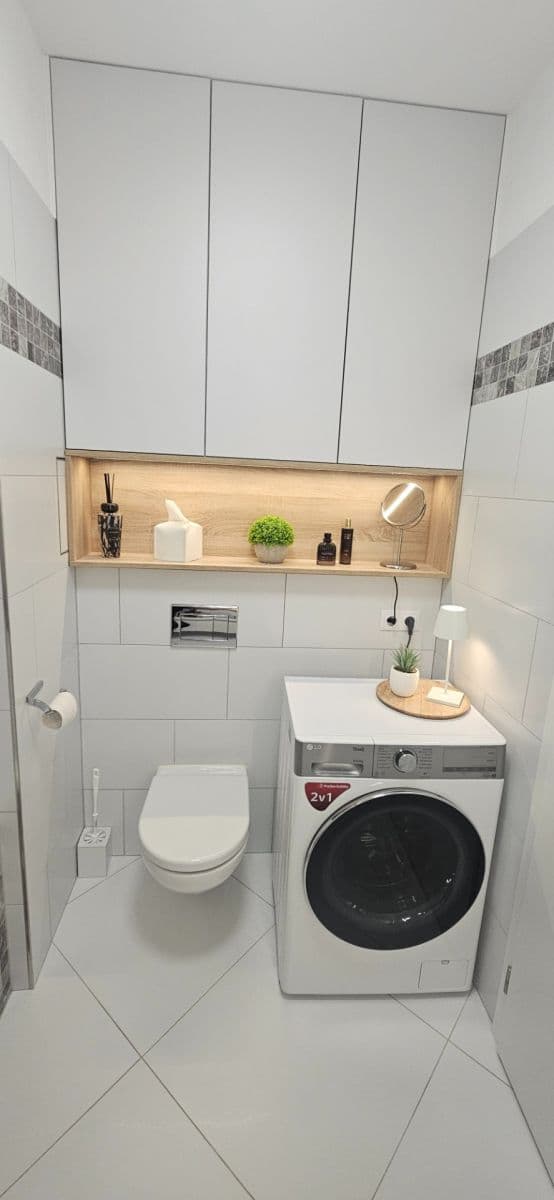 Prodej bytu 1+kk 37 m², Štanderova, Praha, Praha Prodej bytu 1+kk 37 m², Štanderova, Praha, Praha