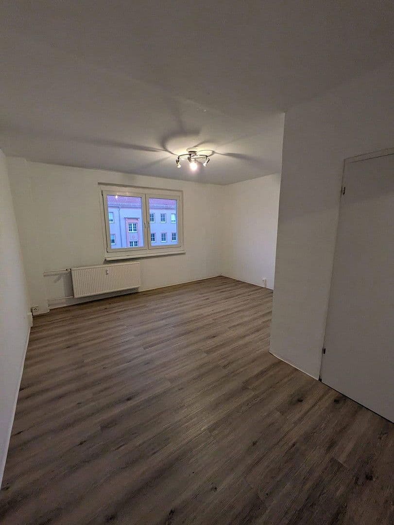 Pronájem bytu 3+1 60 m², Marktstraße, Pasewalk, Mecklenburg-Vorpommern Pronájem bytu 3+1 60 m², Marktstraße, Pasewalk, Mecklenburg-Vorpommern