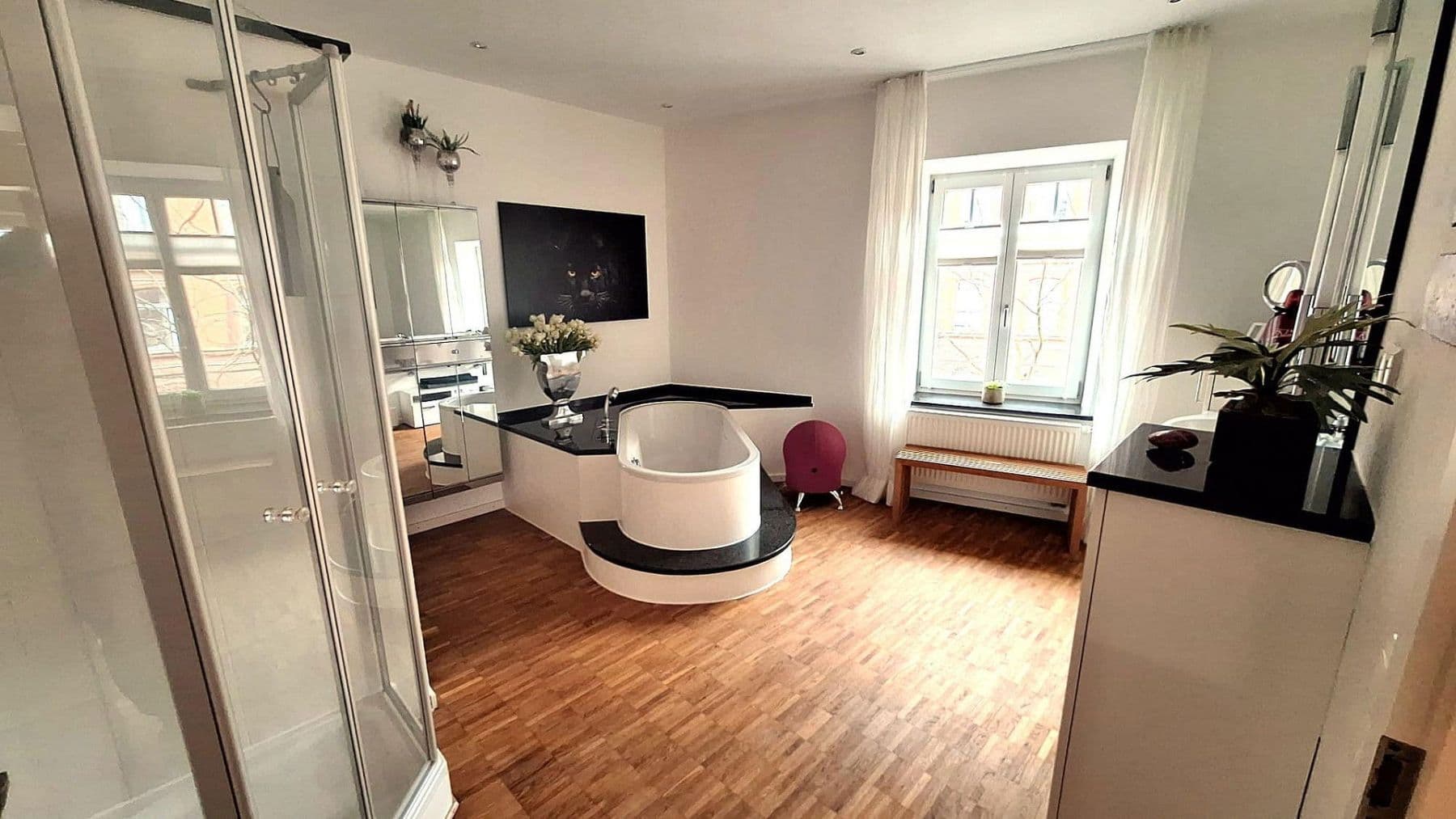Pronájem bytu 2+1 90 m², Ellmaierstraße 6, Rosenheim, Bavorsko Pronájem bytu 2+1 90 m², Ellmaierstraße 6, Rosenheim, Bavorsko