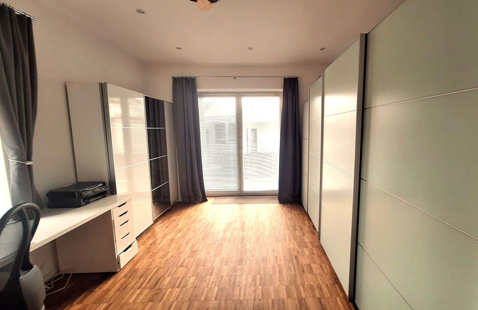 Pronájem bytu 2+1 90 m², Ellmaierstraße 6, Rosenheim, Bavorsko Pronájem bytu 2+1 90 m², Ellmaierstraße 6, Rosenheim, Bavorsko