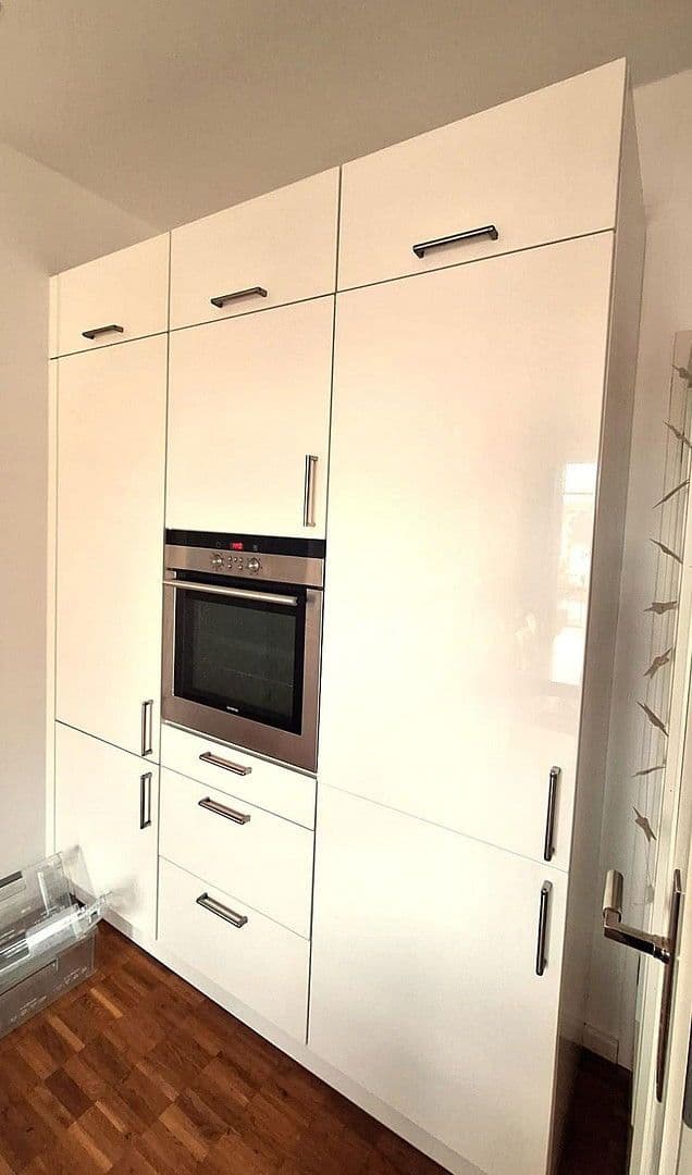 Pronájem bytu 2+1 90 m², Ellmaierstraße 6, Rosenheim, Bavorsko Pronájem bytu 2+1 90 m², Ellmaierstraße 6, Rosenheim, Bavorsko