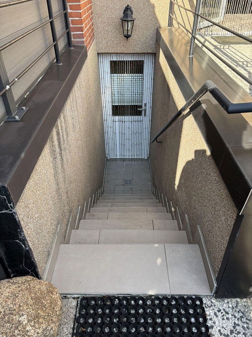 Prodej domu 105 m², pozemek 203 m², Bielefeld, Severní Porýní-Vestfálsko Prodej domu 105 m², pozemek 203 m², Bielefeld, Severní Porýní-Vestfálsko