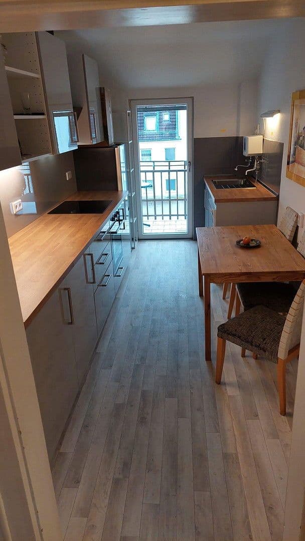 Pronájem bytu 3+1 65 m², Munkerstr., Nürnberg, Bavorsko Pronájem bytu 3+1 65 m², Munkerstr., Nürnberg, Bavorsko