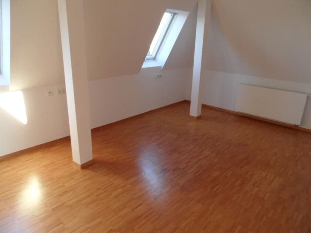 Pronájem bytu 2+kk 109 m², Mozartstr. 3, Stuttgart, Bádensko-Württembersko Pronájem bytu 2+kk 109 m², Mozartstr. 3, Stuttgart, Bádensko-Württembersko