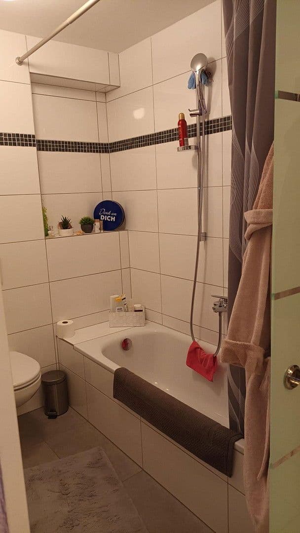 Pronájem bytu 2+kk 56 m², Justus-Liebig-Str. 3, Karben, Hessen Pronájem bytu 2+kk 56 m², Justus-Liebig-Str. 3, Karben, Hessen