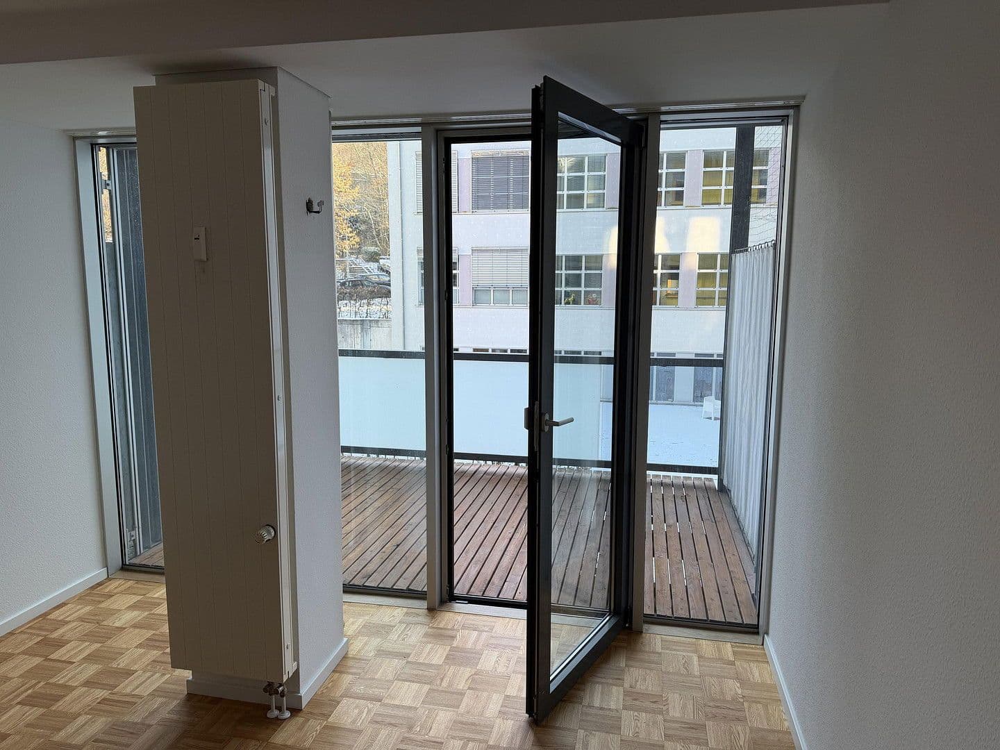 Pronájem bytu 1+1 45 m², Eierstr. X, Stuttgart, Bádensko-Württembersko Pronájem bytu 1+1 45 m², Eierstr. X, Stuttgart, Bádensko-Württembersko