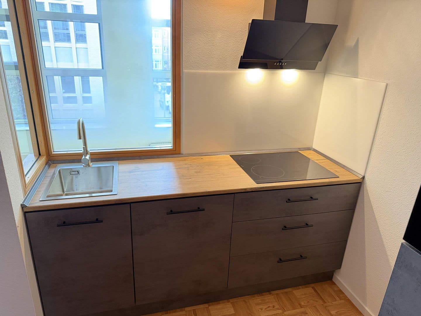 Pronájem bytu 1+1 45 m², Eierstr. X, Stuttgart, Bádensko-Württembersko Pronájem bytu 1+1 45 m², Eierstr. X, Stuttgart, Bádensko-Württembersko