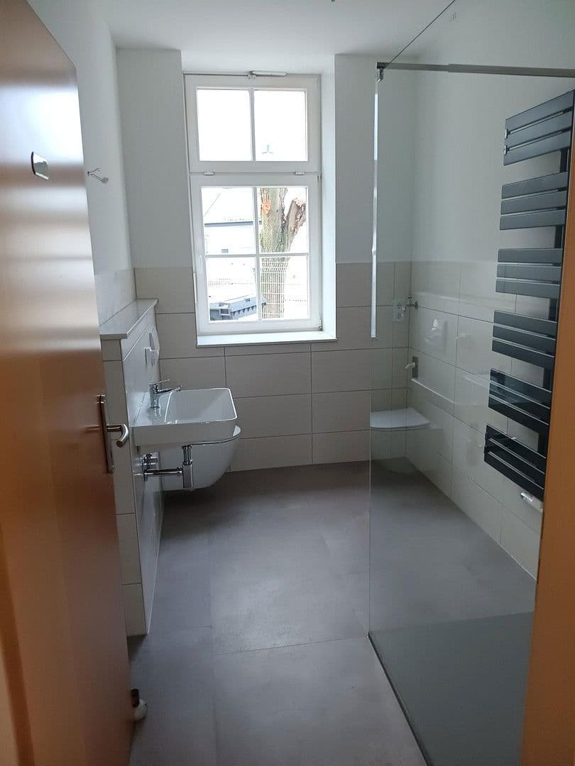 Prodej bytu 4+1 98 m², Mühlhäuser Straße 26, Dingelstädt, Durynsko Prodej bytu 4+1 98 m², Mühlhäuser Straße 26, Dingelstädt, Durynsko