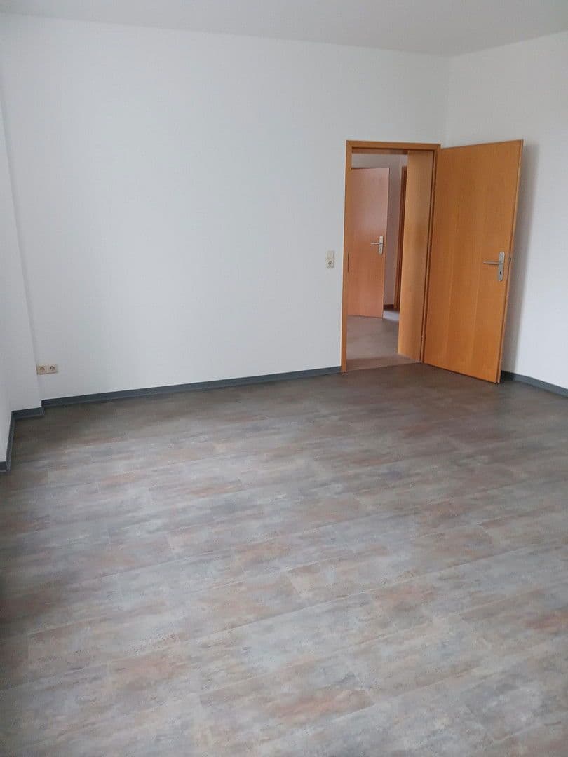 Prodej bytu 4+1 98 m², Mühlhäuser Straße 26, Dingelstädt, Durynsko Prodej bytu 4+1 98 m², Mühlhäuser Straße 26, Dingelstädt, Durynsko