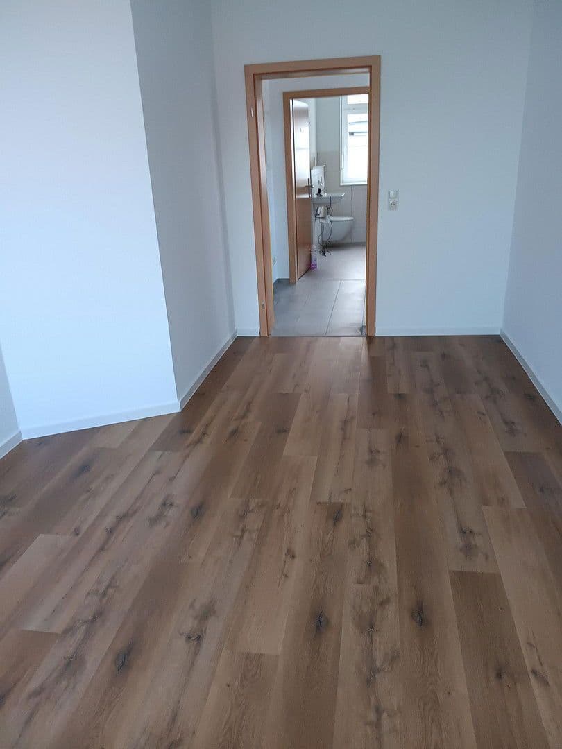 Prodej bytu 4+1 98 m², Mühlhäuser Straße 26, Dingelstädt, Durynsko Prodej bytu 4+1 98 m², Mühlhäuser Straße 26, Dingelstädt, Durynsko