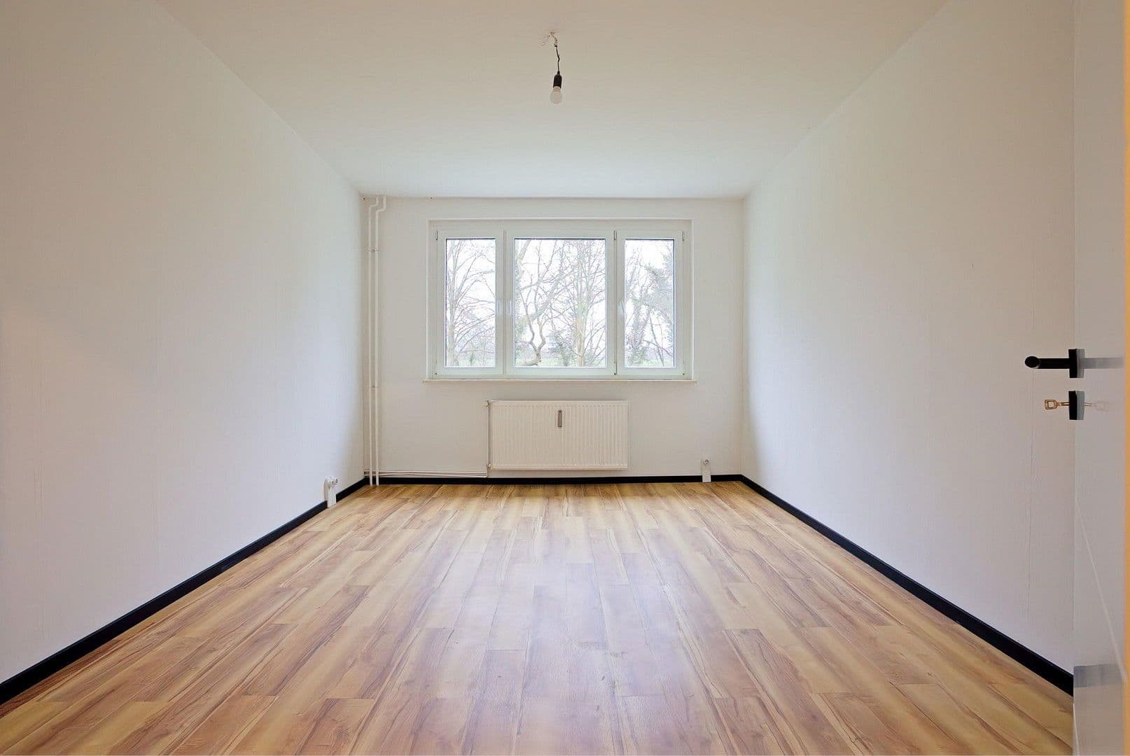 Pronájem bytu 3+1 63 m², Zum Weinberg 1, Kuhlen-Wendorf, Mecklenburg-Vorpommern Pronájem bytu 3+1 63 m², Zum Weinberg 1, Kuhlen-Wendorf, Mecklenburg-Vorpommern