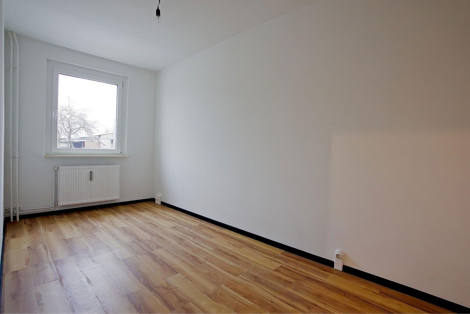 Pronájem bytu 3+1 63 m², Zum Weinberg 1, Kuhlen-Wendorf, Mecklenburg-Vorpommern Pronájem bytu 3+1 63 m², Zum Weinberg 1, Kuhlen-Wendorf, Mecklenburg-Vorpommern