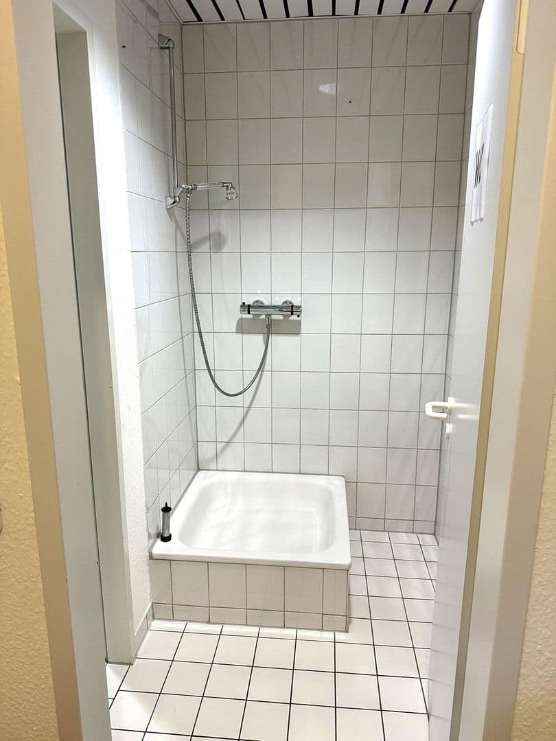 Pronájem kanceláře 210 m², Lübecker Straße 25-27, Schwerin - Altstadt, Mecklenburg-Vorpommern Pronájem kanceláře 210 m², Lübecker Straße 25-27, Schwerin - Altstadt, Mecklenburg-Vorpommern