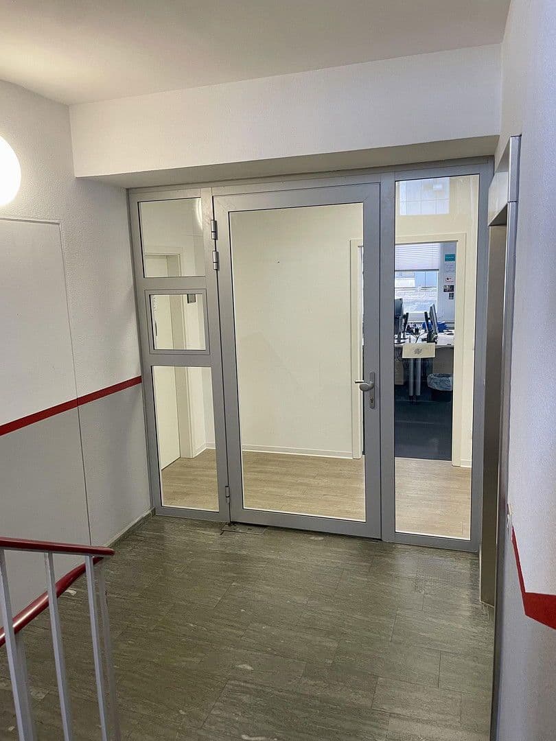 Pronájem kanceláře 250 m², Sophienblatt 82-86, Kiel, Šlesvicko-Holštýnsko Pronájem kanceláře 250 m², Sophienblatt 82-86, Kiel, Šlesvicko-Holštýnsko