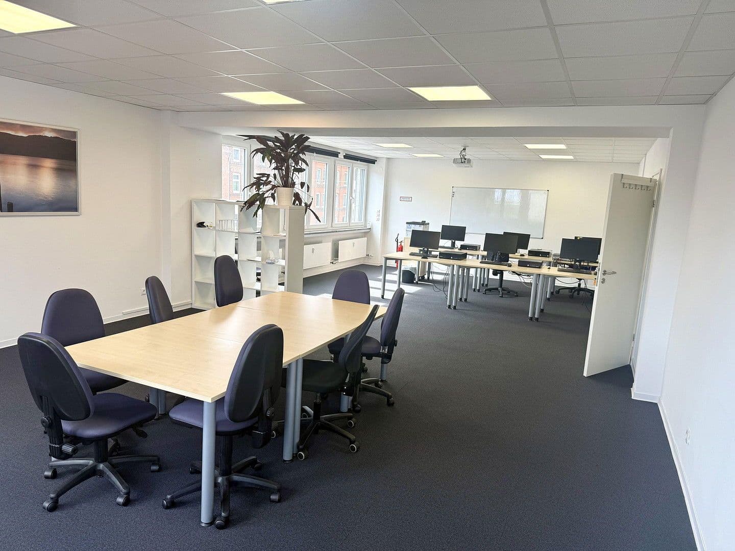 Pronájem kanceláře 250 m², Sophienblatt 82-86, Kiel, Šlesvicko-Holštýnsko Pronájem kanceláře 250 m², Sophienblatt 82-86, Kiel, Šlesvicko-Holštýnsko