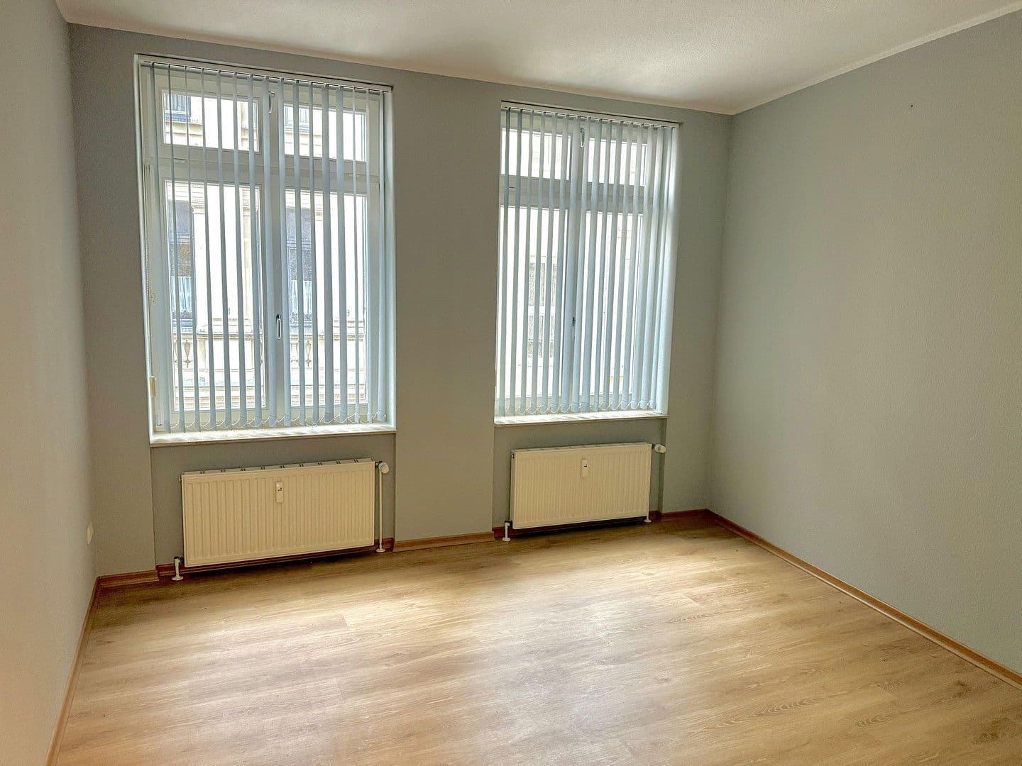 Pronájem kanceláře 60 m², Am Markt 2, Schwerin, Mecklenburg-Vorpommern Pronájem kanceláře 60 m², Am Markt 2, Schwerin, Mecklenburg-Vorpommern