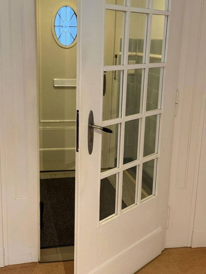 Pronájem bytu 7+1 220 m², Oldenburg (Oldenburg), Dolní Sasko Pronájem bytu 7+1 220 m², Oldenburg (Oldenburg), Dolní Sasko