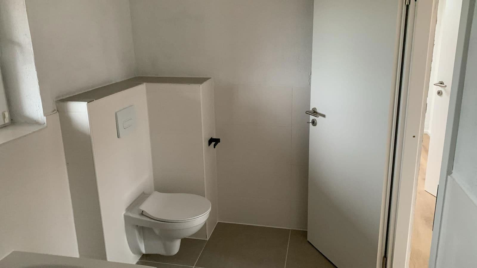 Pronájem bytu 3+1 79 m², Bergstraße 56, Apolda, Durynsko Pronájem bytu 3+1 79 m², Bergstraße 56, Apolda, Durynsko