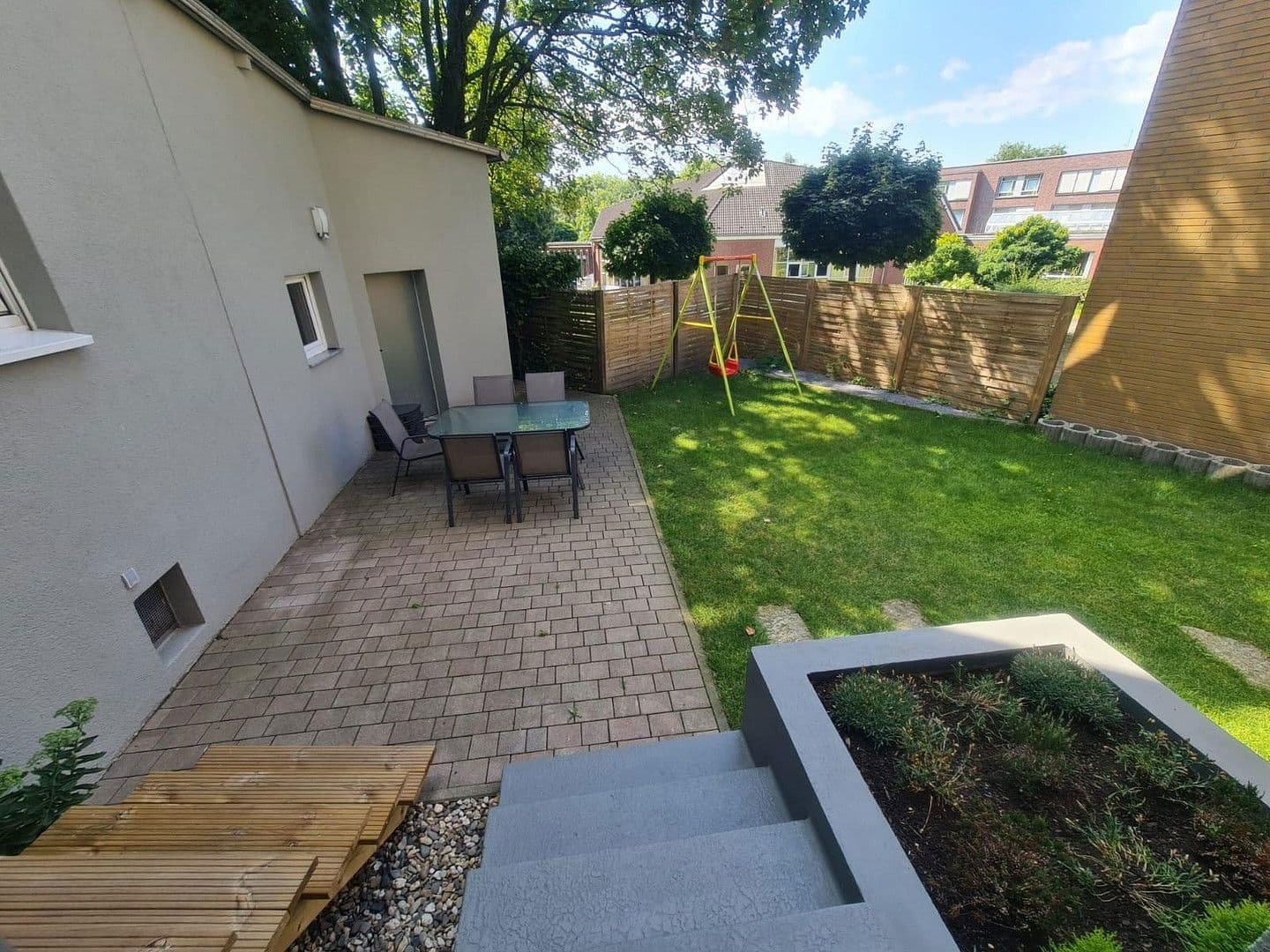 Prodej domu 285 m², pozemek 218 m², Oberhausen, Severní Porýní-Vestfálsko Prodej domu 285 m², pozemek 218 m², Oberhausen, Severní Porýní-Vestfálsko