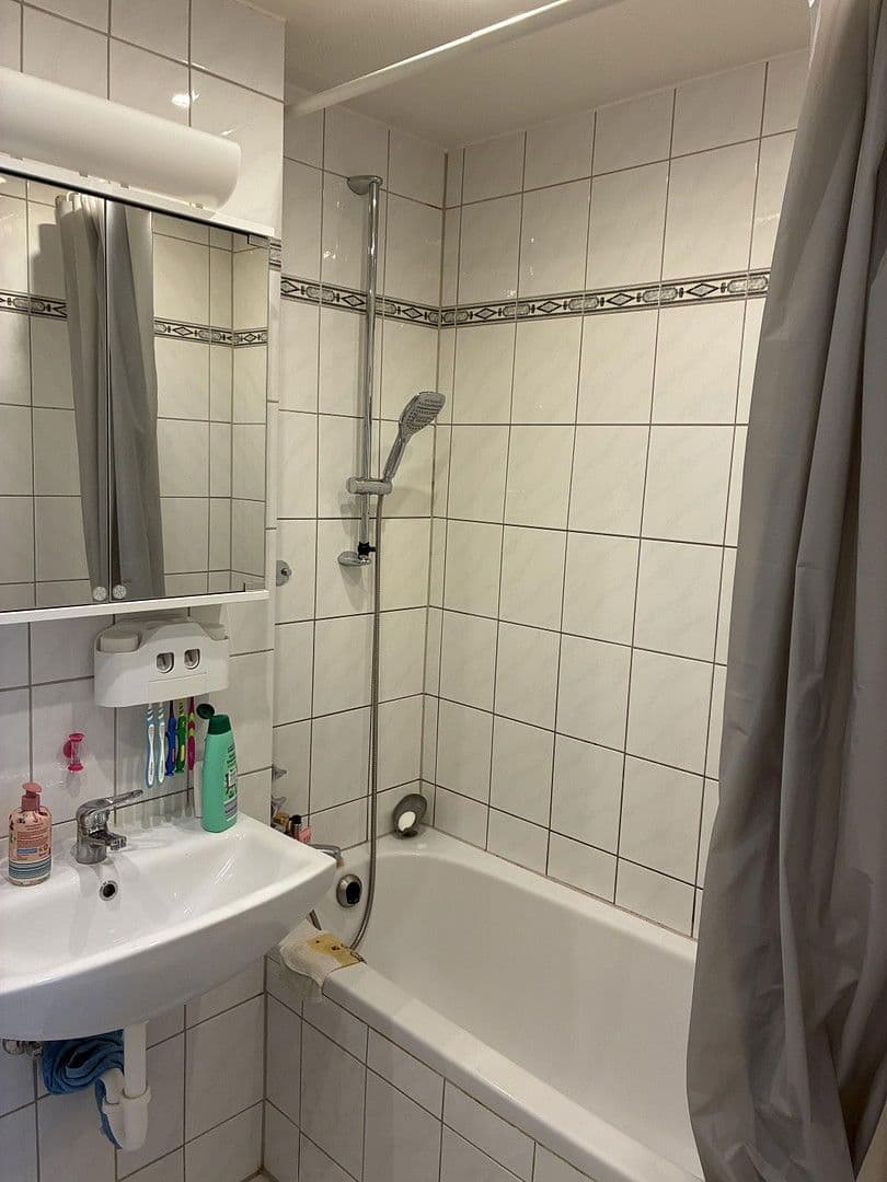 Prodej bytu 3+1 72 m², August-Bebel-Straße 10, Hanau, Hessen Prodej bytu 3+1 72 m², August-Bebel-Straße 10, Hanau, Hessen