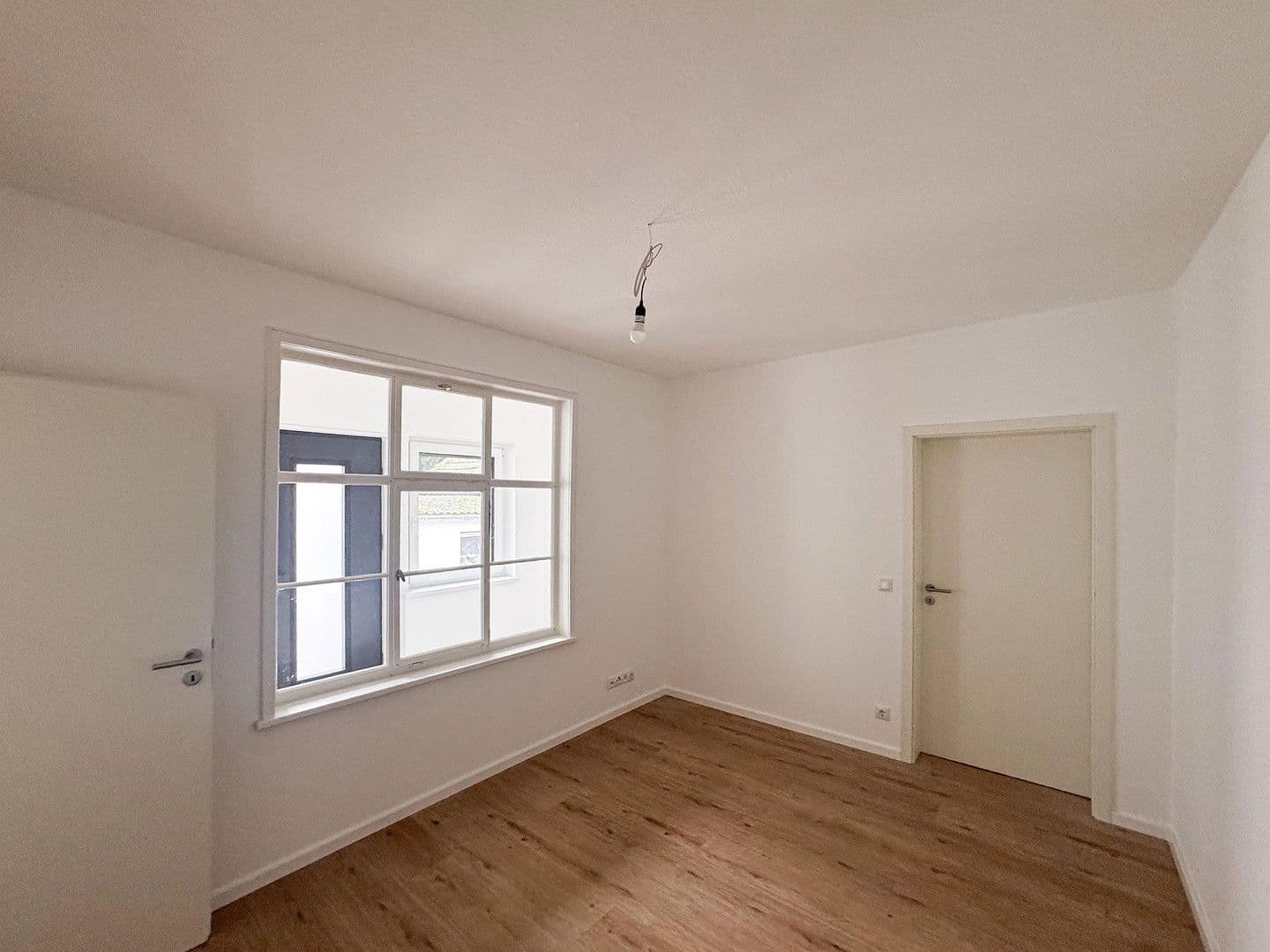 Pronájem kanceláře 51 m², Groß-Gerau, Hessen Pronájem kanceláře 51 m², Groß-Gerau, Hessen