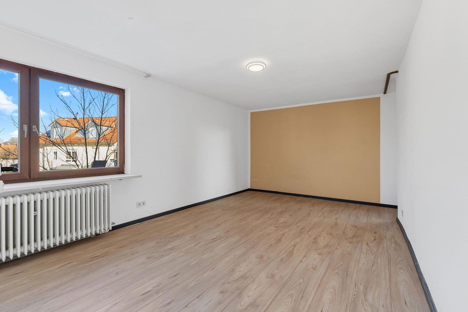 Prodej domu 210 m², pozemek 582 m², Wildenfelser Str. 23, München, Bavorsko Prodej domu 210 m², pozemek 582 m², Wildenfelser Str. 23, München, Bavorsko