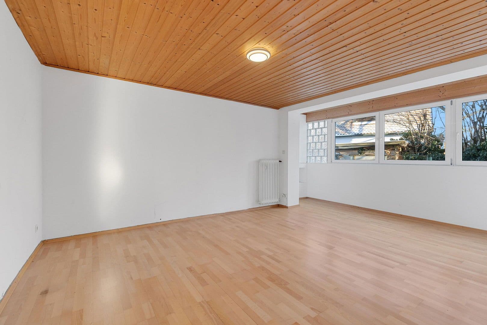 Prodej domu 210 m², pozemek 582 m², Wildenfelser Str. 23, München, Bavorsko Prodej domu 210 m², pozemek 582 m², Wildenfelser Str. 23, München, Bavorsko
