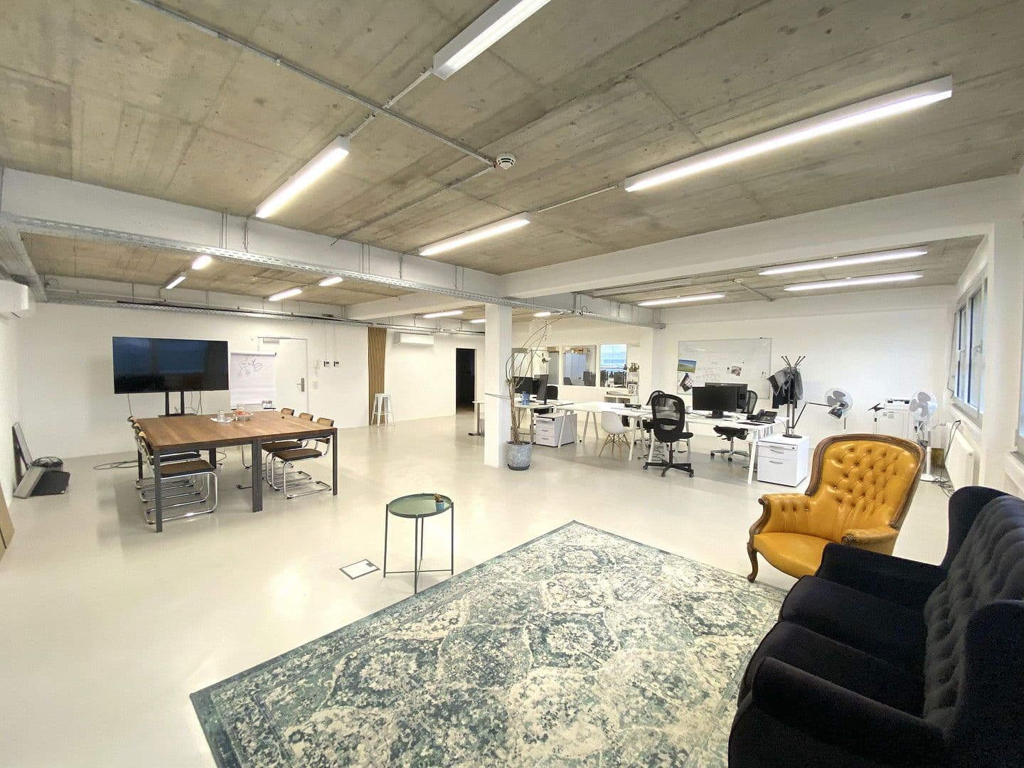 Pronájem kanceláře 300 m², Ratingen, Severní Porýní-Vestfálsko Pronájem kanceláře 300 m², Ratingen, Severní Porýní-Vestfálsko