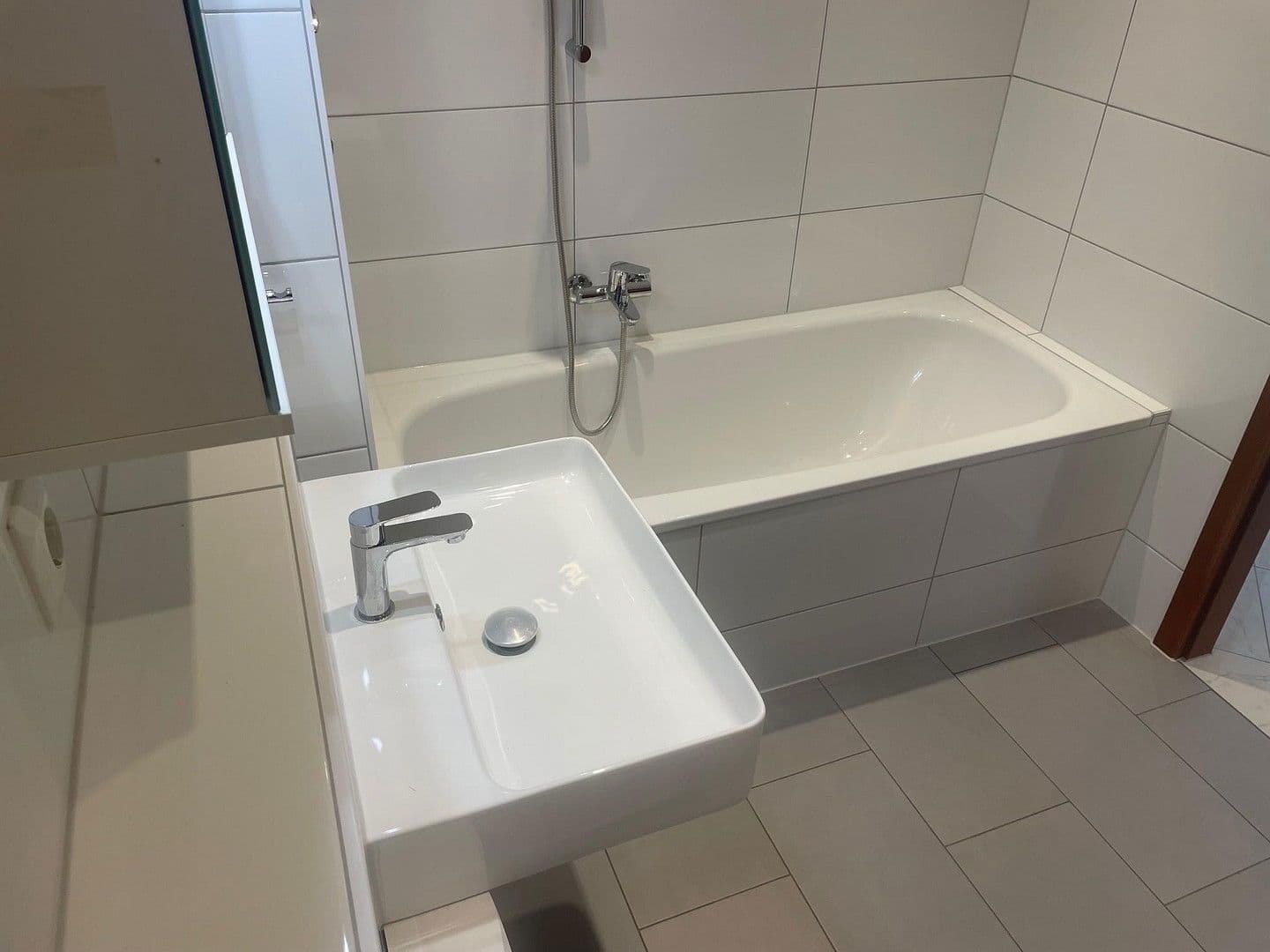 Pronájem bytu 3+1 77 m², Schwerte, Severní Porýní-Vestfálsko Pronájem bytu 3+1 77 m², Schwerte, Severní Porýní-Vestfálsko