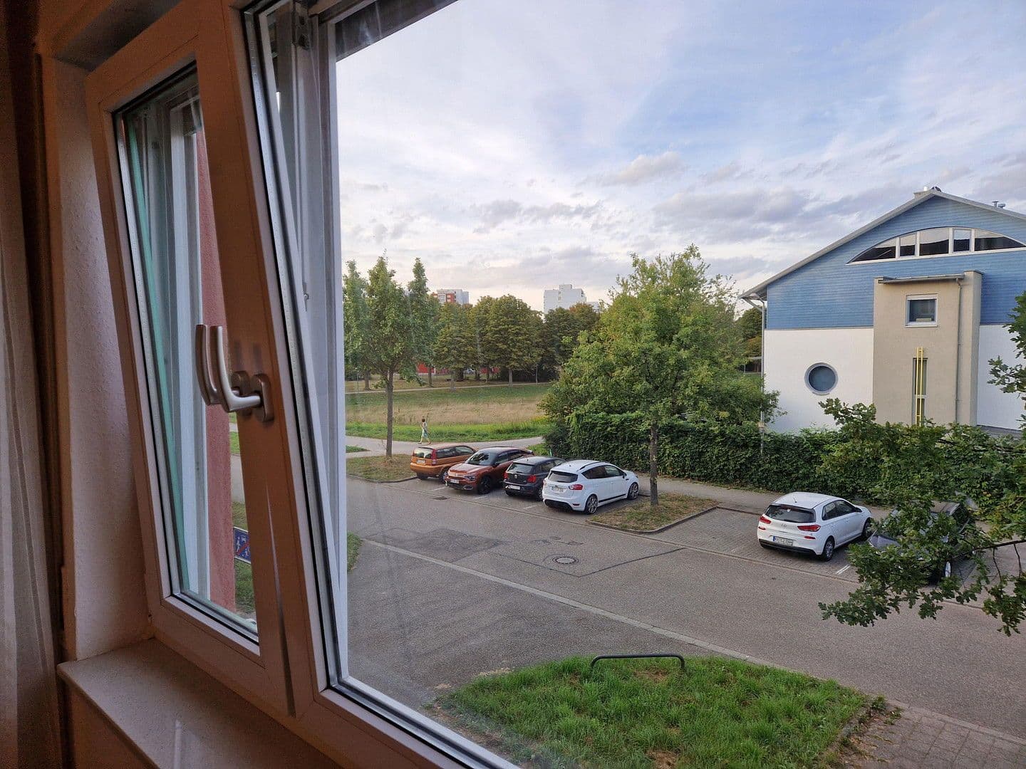 Prodej bytu 1+1 32 m², Bernhard-Lichtenberg-Straße 58, Karlsruhe, Bádensko-Württembersko Prodej bytu 1+1 32 m², Bernhard-Lichtenberg-Straße 58, Karlsruhe, Bádensko-Württembersko