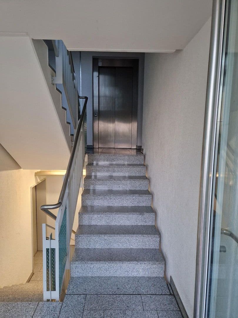 Prodej bytu 1+1 32 m², Bernhard-Lichtenberg-Straße 58, Karlsruhe, Bádensko-Württembersko Prodej bytu 1+1 32 m², Bernhard-Lichtenberg-Straße 58, Karlsruhe, Bádensko-Württembersko