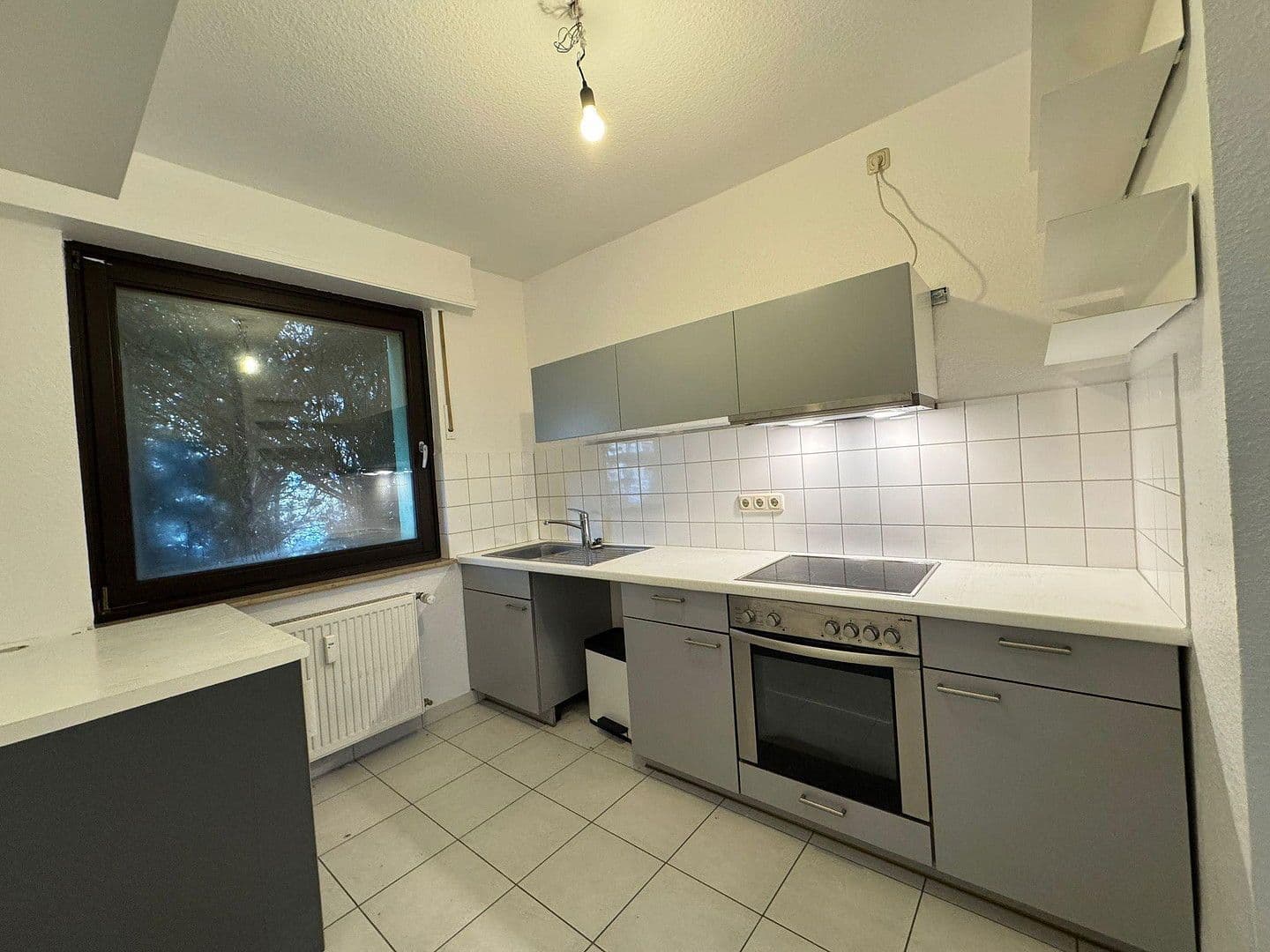 Pronájem bytu 1+1 39 m², Beethovenstraße 15, Frankfurt am Main, Hessen Pronájem bytu 1+1 39 m², Beethovenstraße 15, Frankfurt am Main, Hessen