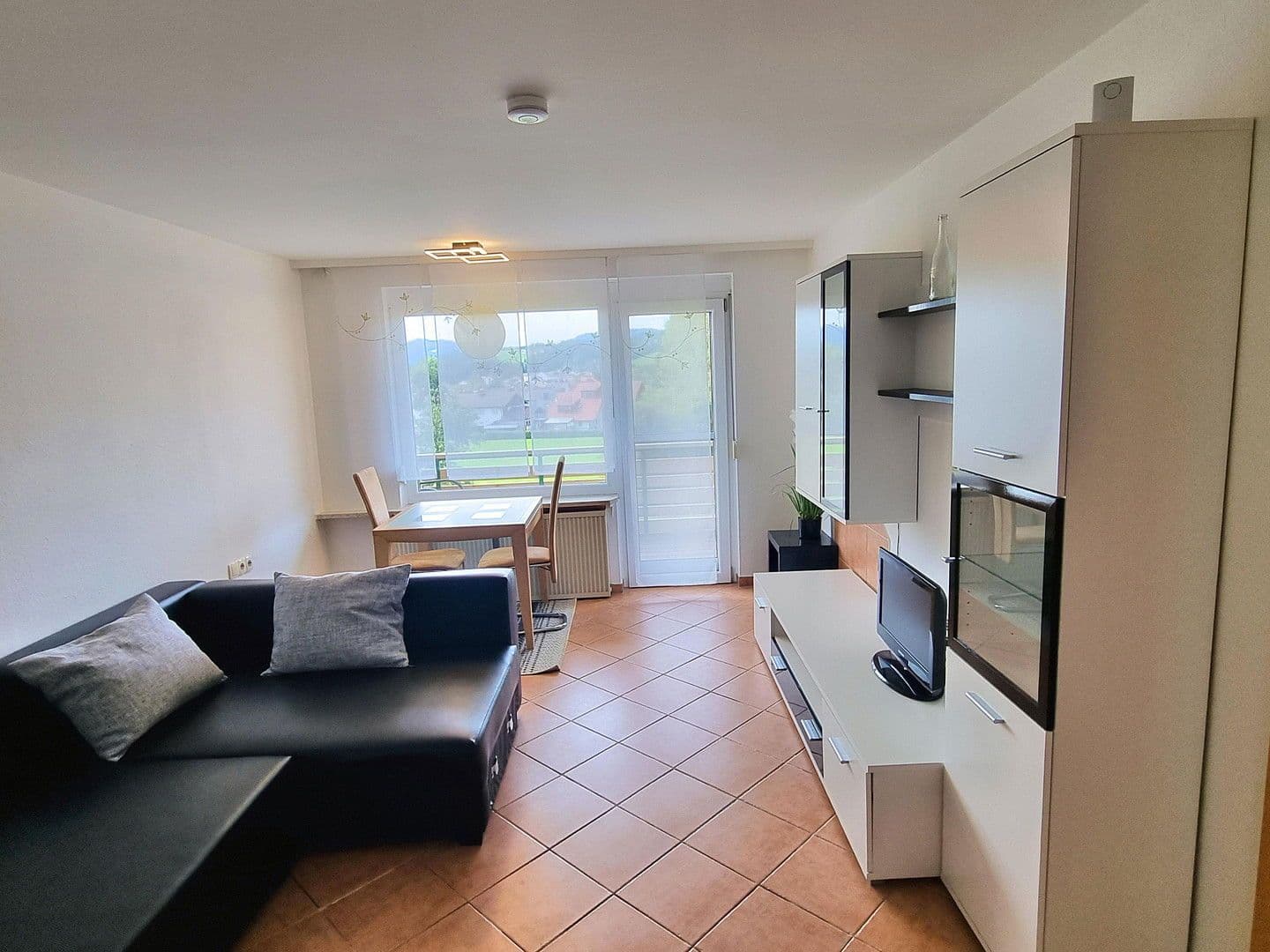 Pronájem bytu 2+1 50 m², Lindenberger Str. 17, Weiler-Simmerberg, Bavorsko Pronájem bytu 2+1 50 m², Lindenberger Str. 17, Weiler-Simmerberg, Bavorsko